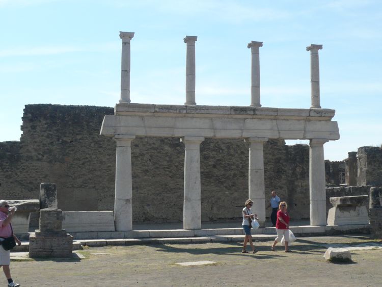 Zaitz Vacation: Naples (Pompeii)