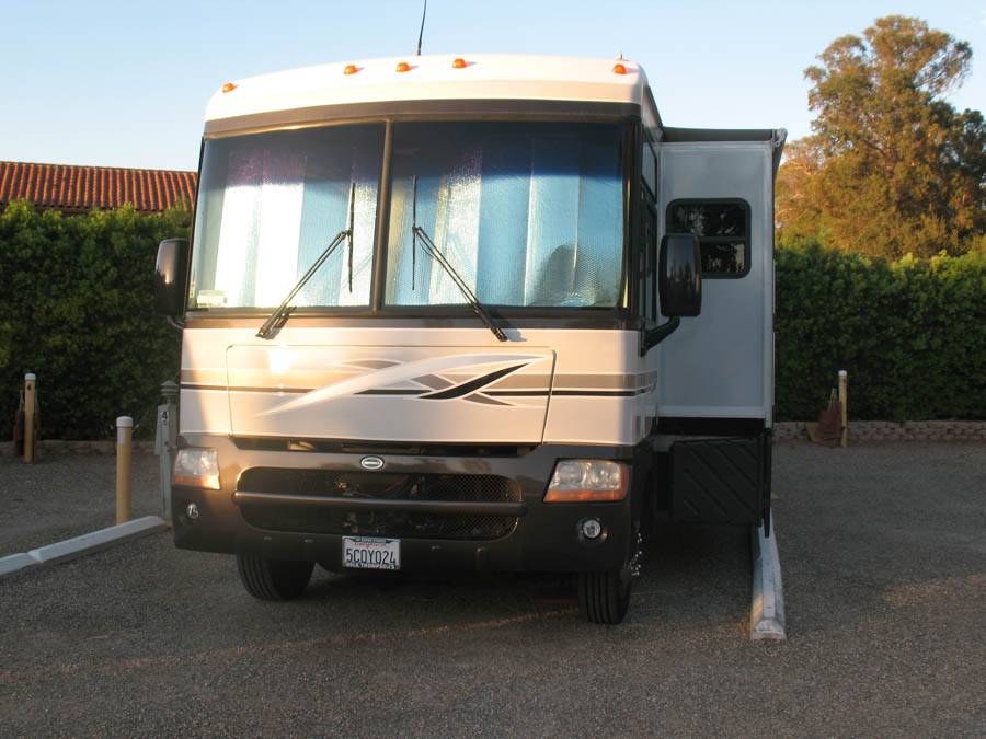 Bob and Sandy take a motorhome vacation