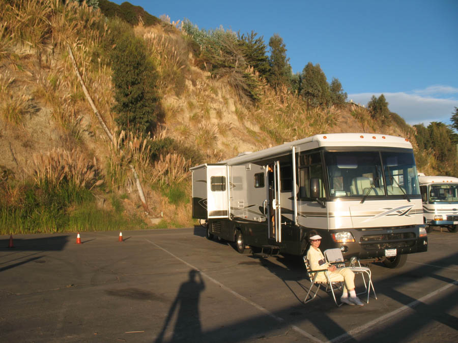 Bob and Sandy go on a motorhome adventure October 2015