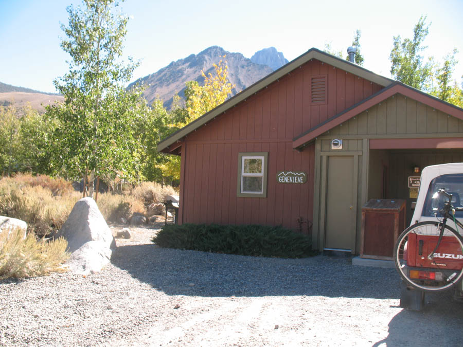 Bob and Sandy visit the local mountain communities on their September 2016 motorhome adventure