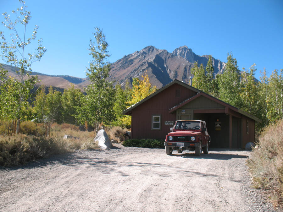 Bob and Sandy visit the local mountain communities on their September 2016 motorhome adventure