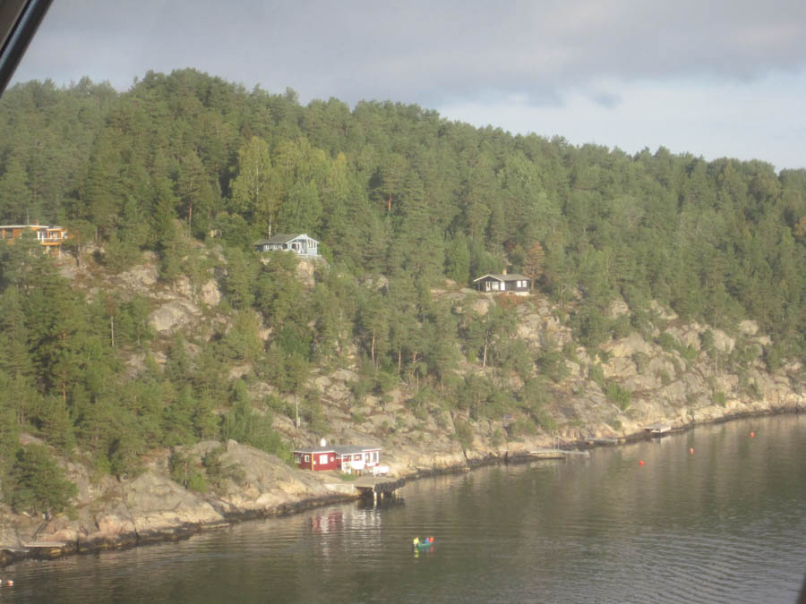 Hans and Kerstin cruise to Norway to catch a plane home to LA