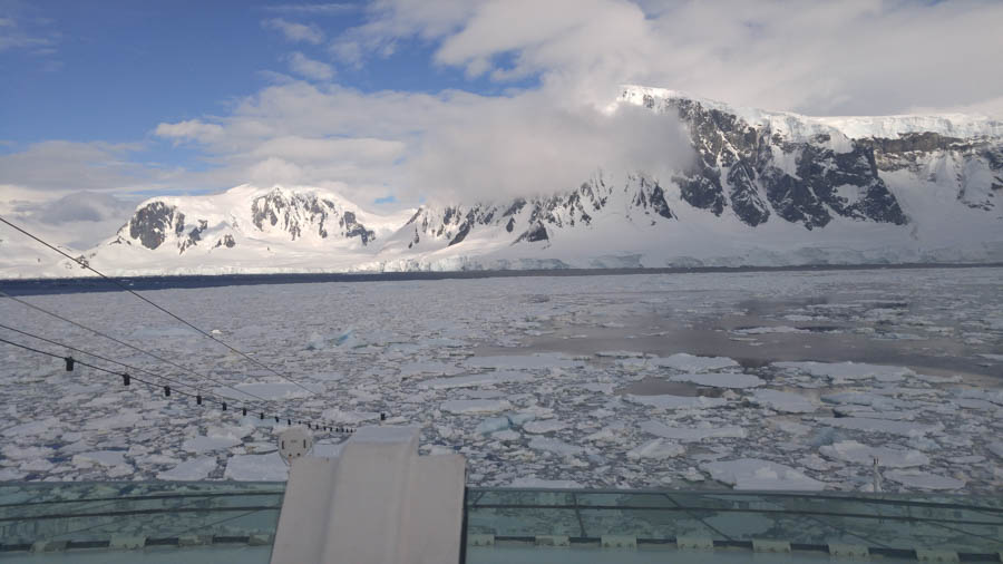 Lemaine Channel and Port Lockroy 12/13/2016