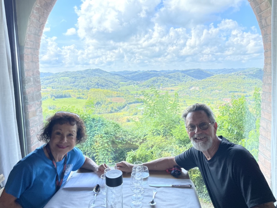 2025-09-11 Donna & BobTraveling To Tourin