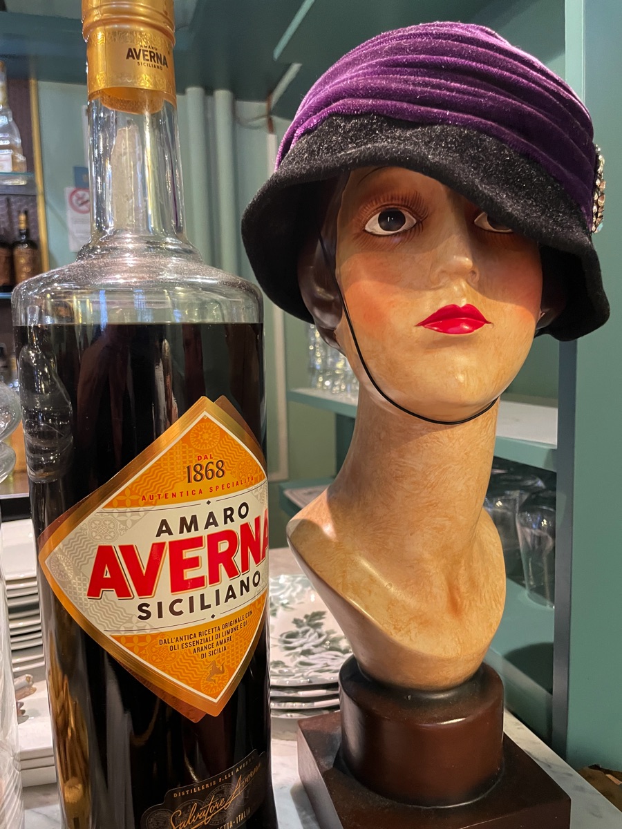 2025-09-11 Donna & BobTraveling To Tourin