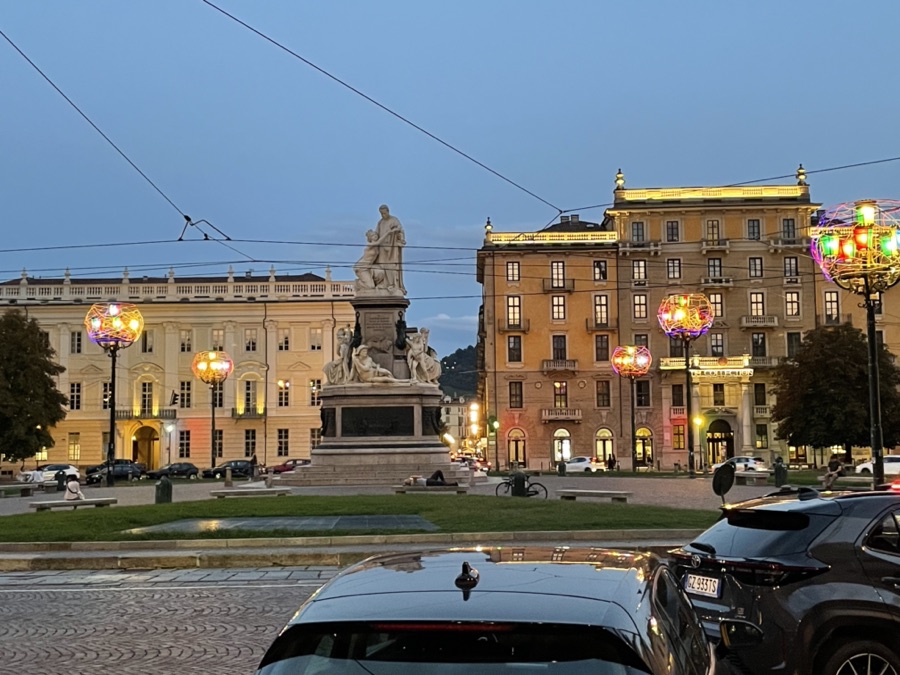 2025-09-11 Donna & BobTraveling To Tourin