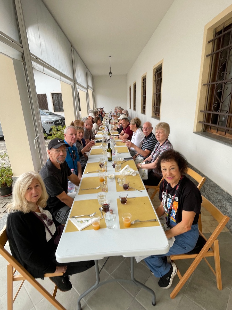 2025-09-13 Bon & Donna At Vercilli Rice Farm In Italy