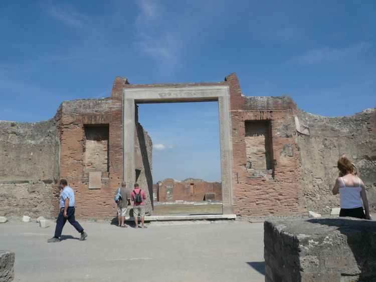 Zaitz Vacation: Naples (Pompeii)