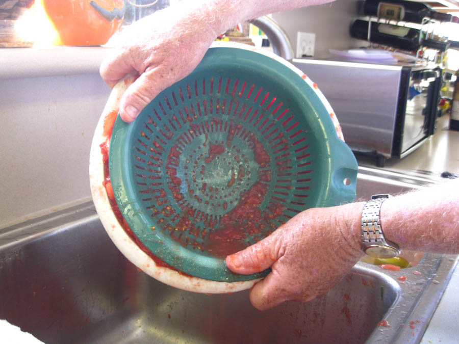 Making Tomato Sauce