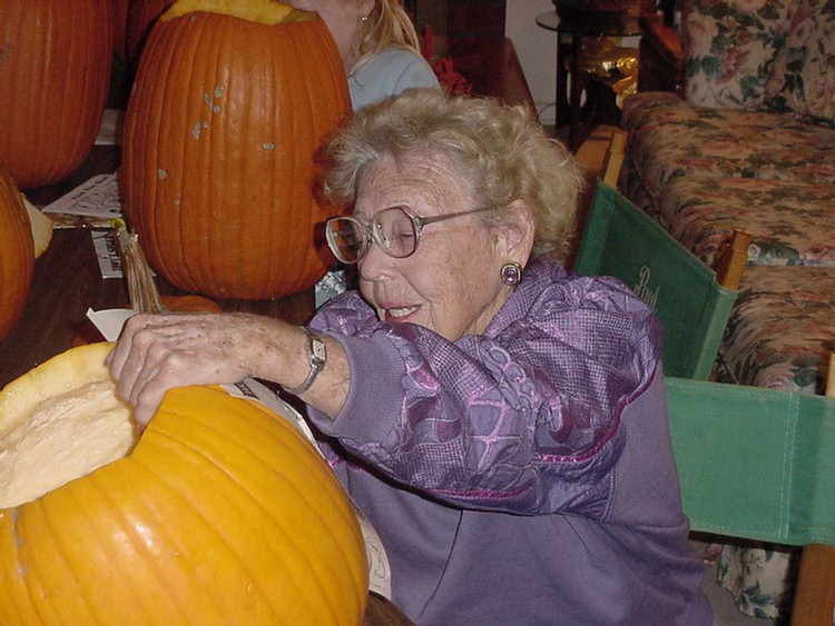 Halloween 2001 Pumpkin Carving