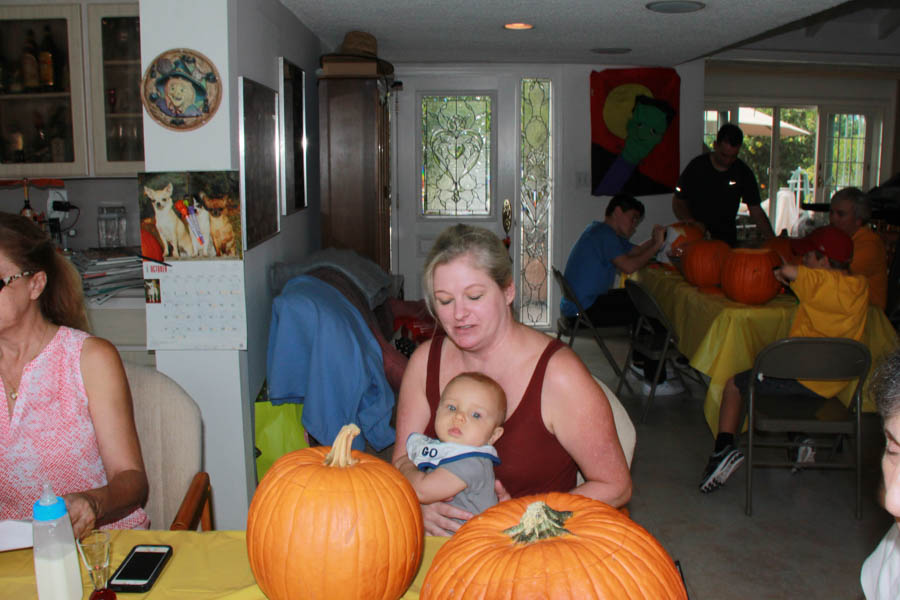 Pumpkin carving with family 10/29/2016