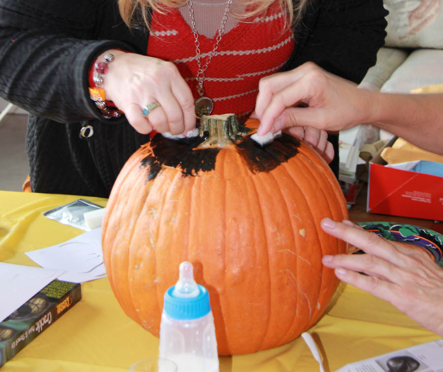 Pumpkin carving with family 10/29/2016