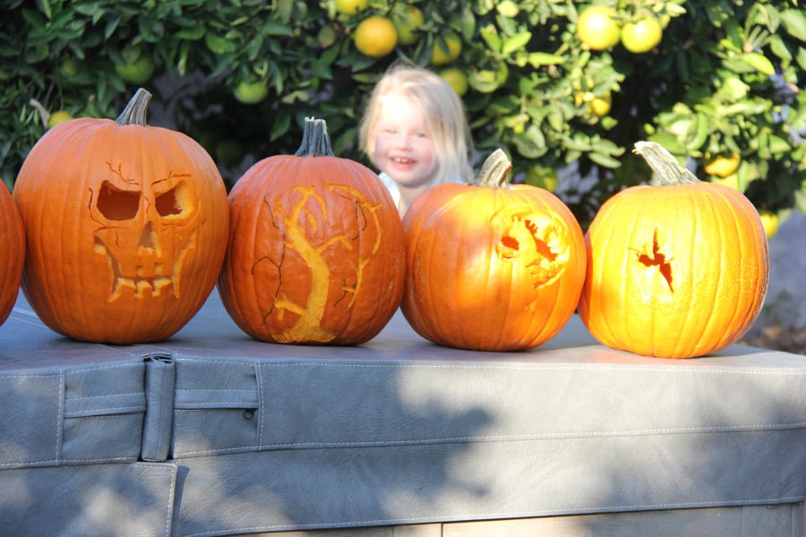 The Liles' Family pumplin carving 10/28/2017