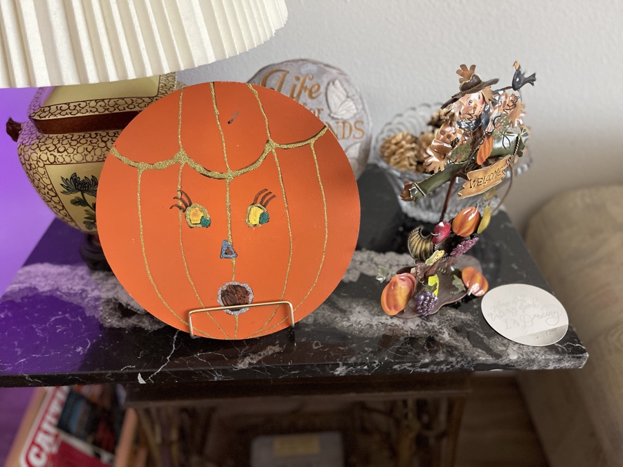 Halloween 2021 decorations; putting our things together for the first time!