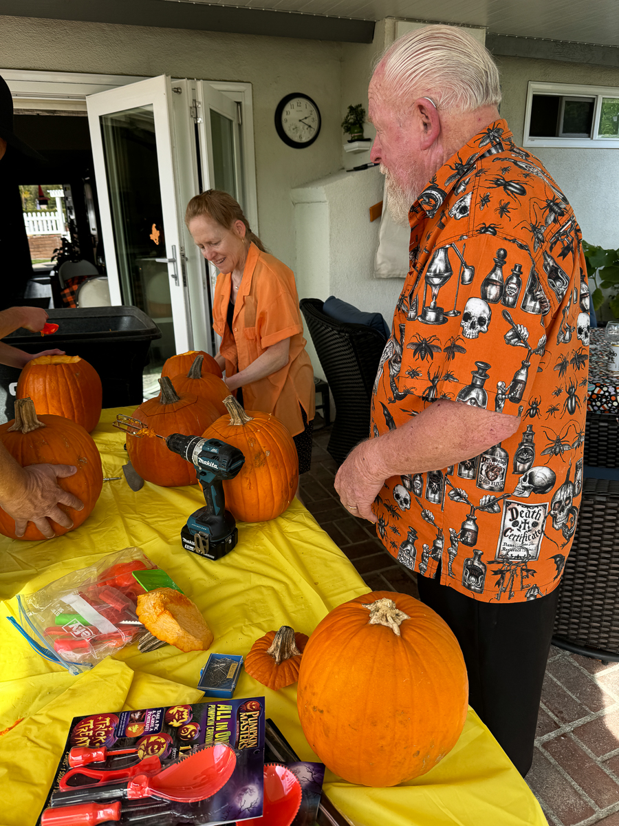 2024-10-27 Halloween Pumpkin Carving