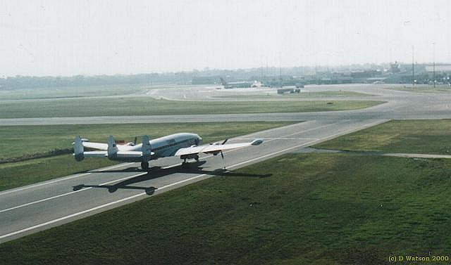 Super Constellation taking off