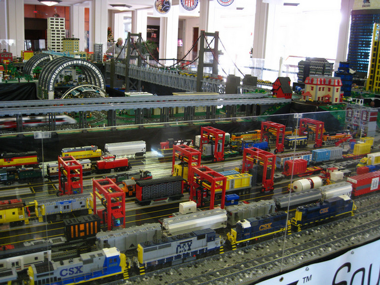 Nixon Library Trains Display 1/8/2010