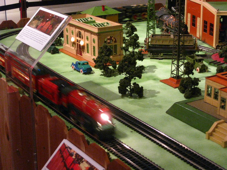 Nixon Library Trains Display 1/8/2010