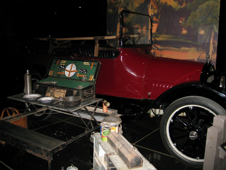 Petersen's Car Museum July 2008