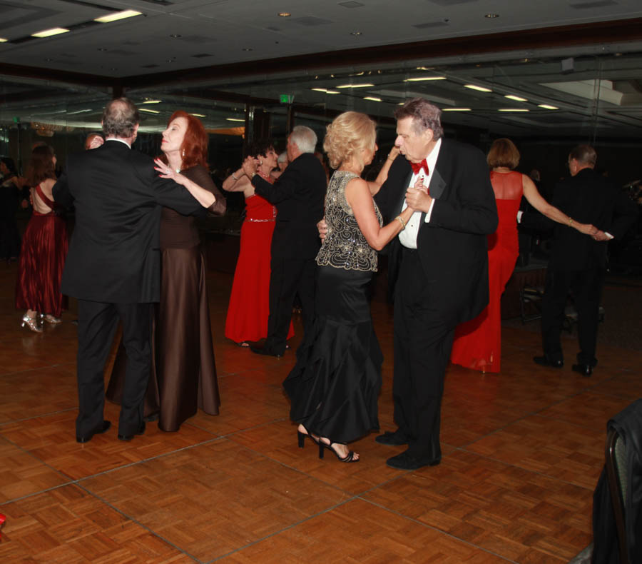 Dancing Home For The Holidays - Nightlighters December 2014