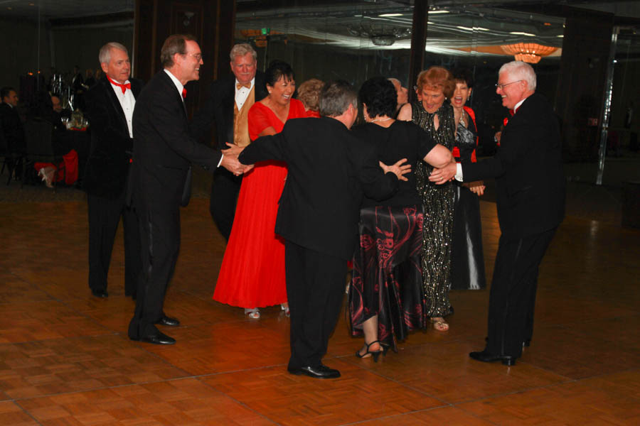 Dancing Home For The Holidays - Nightlighters December 2014