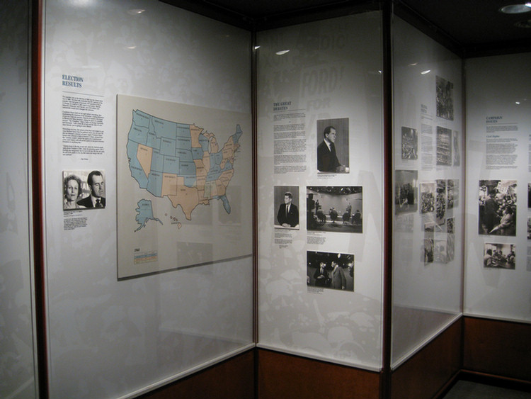 Nixon Library 2009