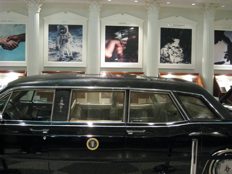 Nixon Library 2009