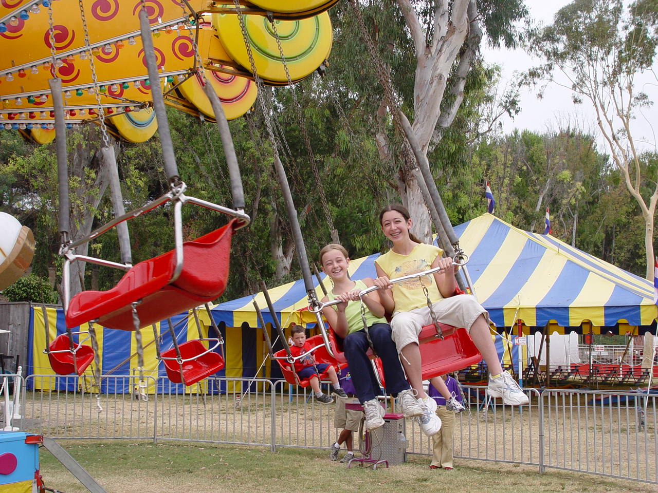 The Liles and Porters go to the OC Fair 2004