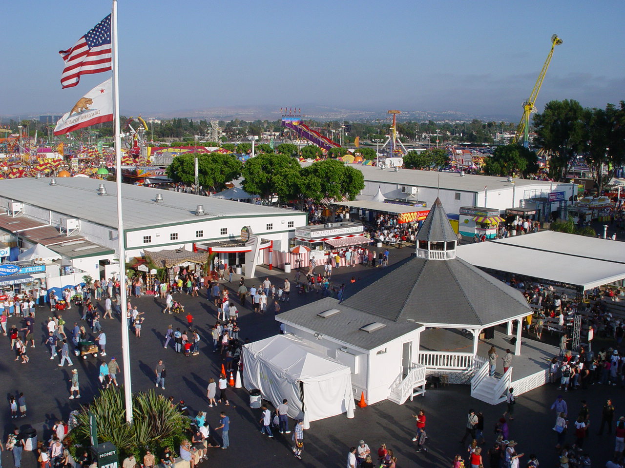 The Liles and Porters go to the OC Fair 2004