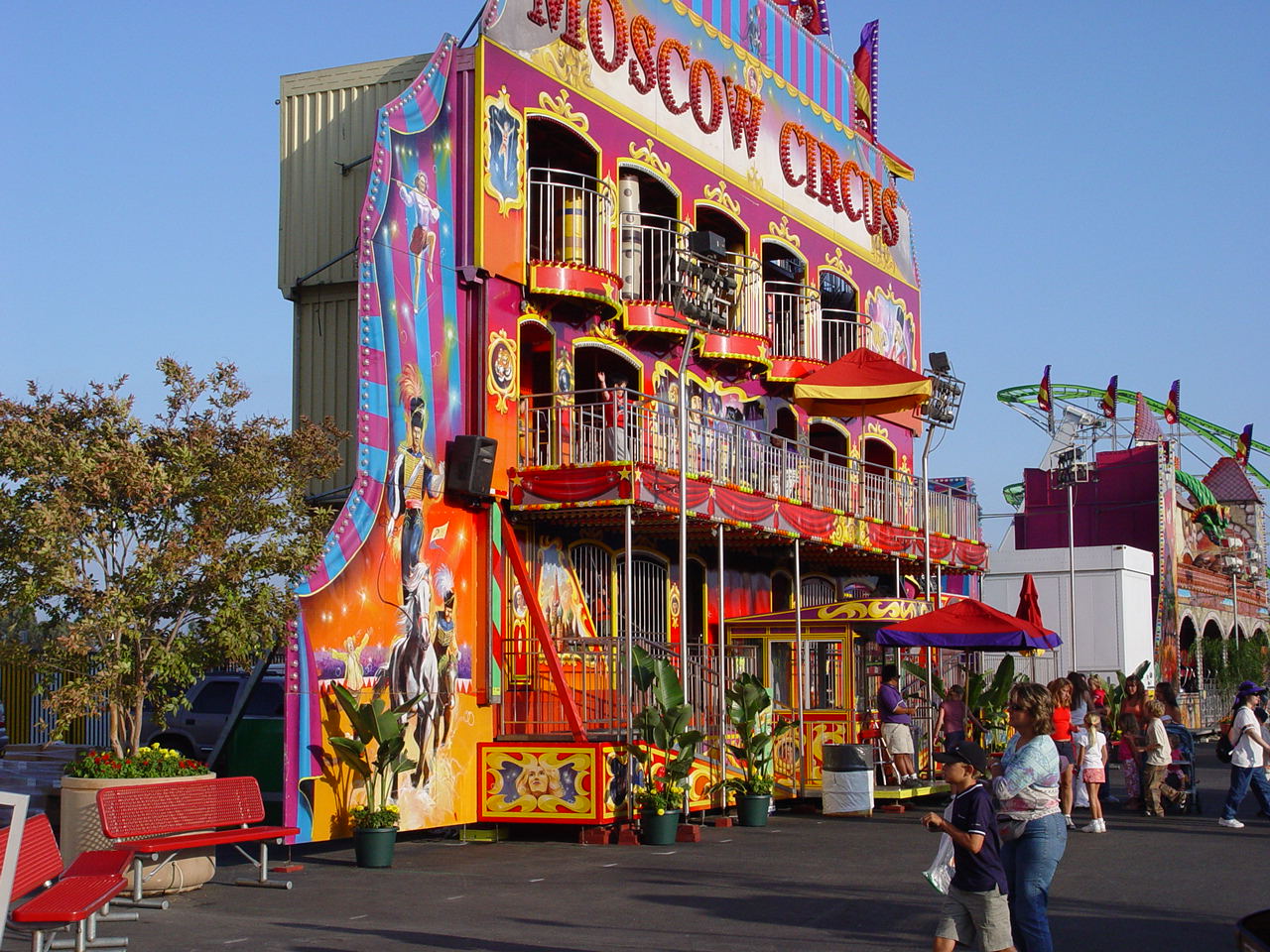 The Liles and Porters go to the OC Fair 2004