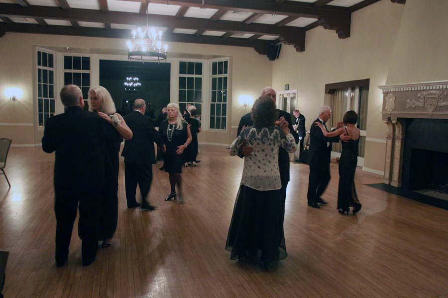 Time to dance with the Rondeliers Dance Club 5/8/2015