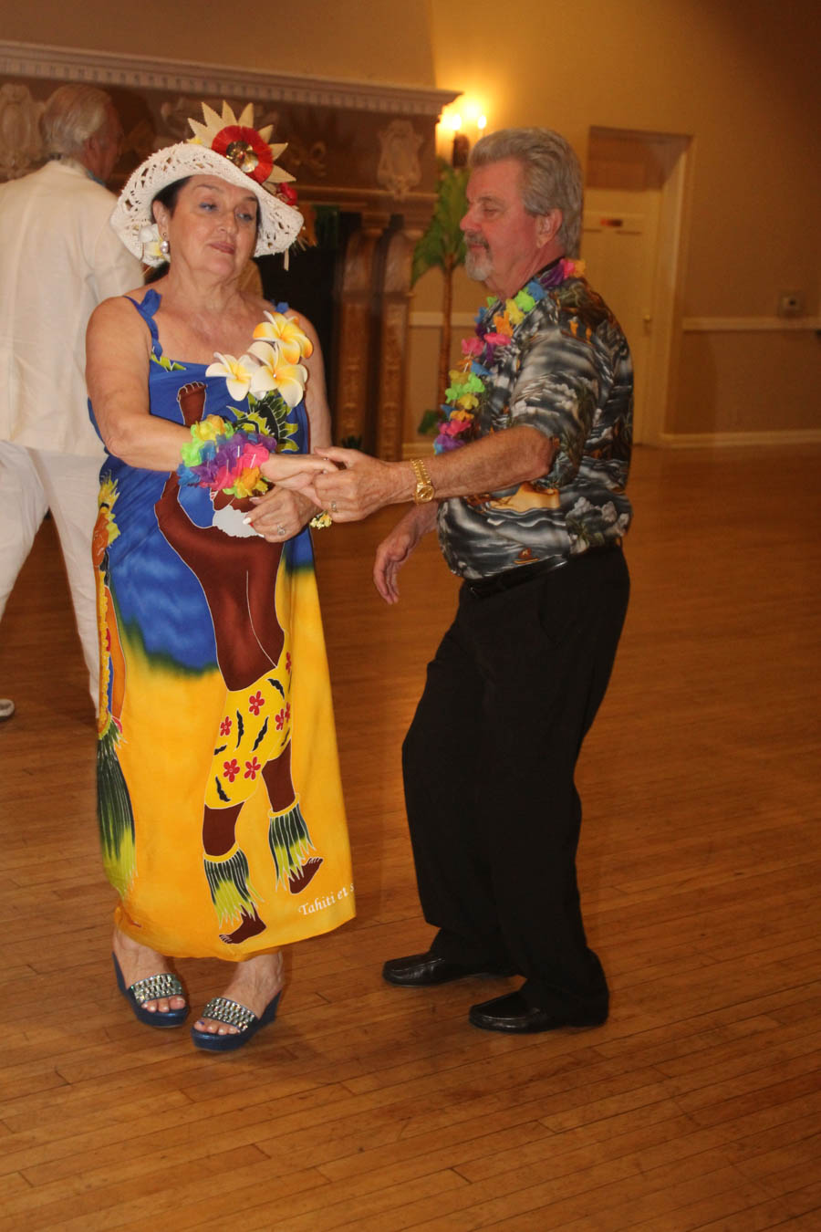 Rondeliers dance in the tropics July 10th 2015