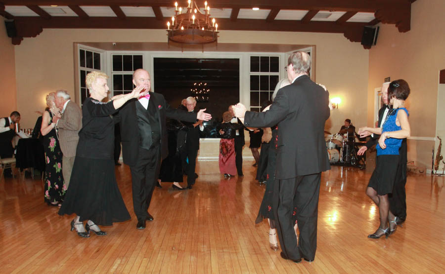 Rondeliers remembering the dancing and music of the 1920's January 8th 2015