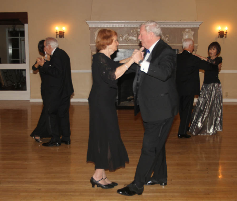 Rondeliers Dance March Winds 3/11/2016