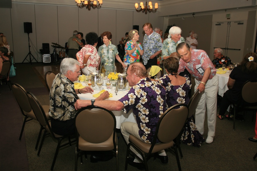 The dancing ocntinued well into the night at the Staerlighter's Summer Casual 2012