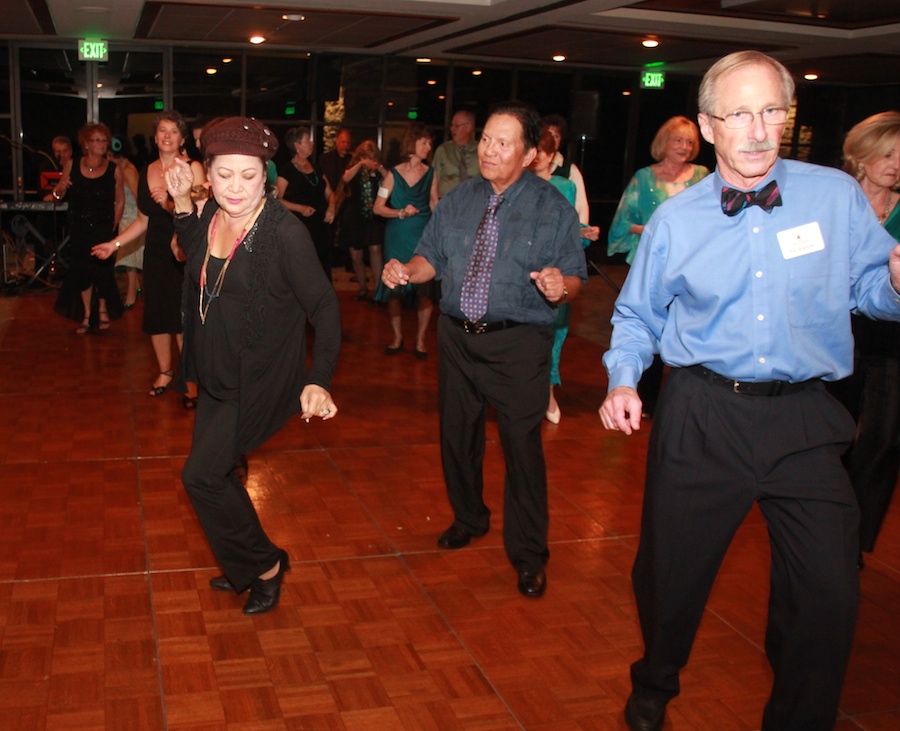 Who was at the Starlighter's March 2013 dance at Alta Vista Country Club??