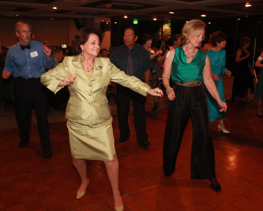 Who was at the Starlighter's March 2013 dance at Alta Vista Country Club??