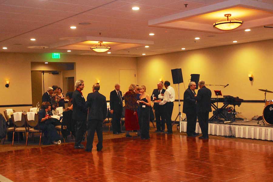 Starlighters November 16th Yorba Linda dinner dance