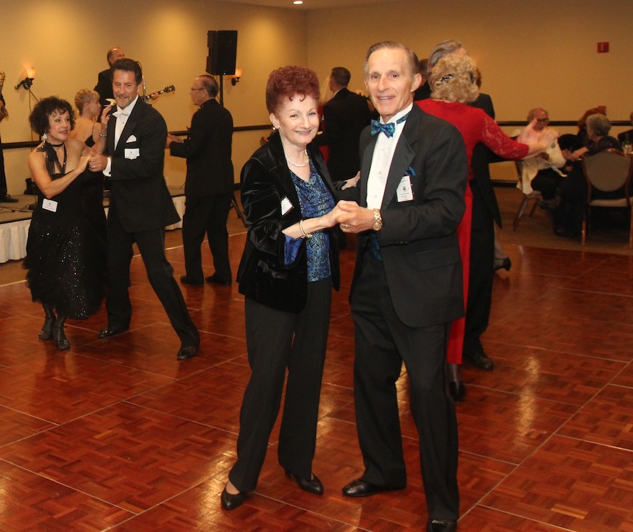 Starlighters November 16th Yorba Linda dinner dance