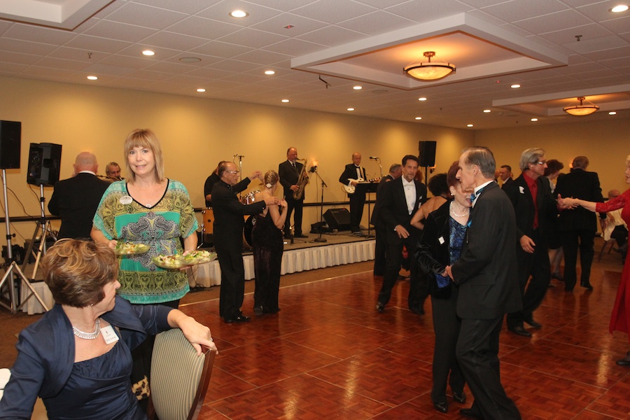 Starlighters November 16th Yorba Linda dinner dance