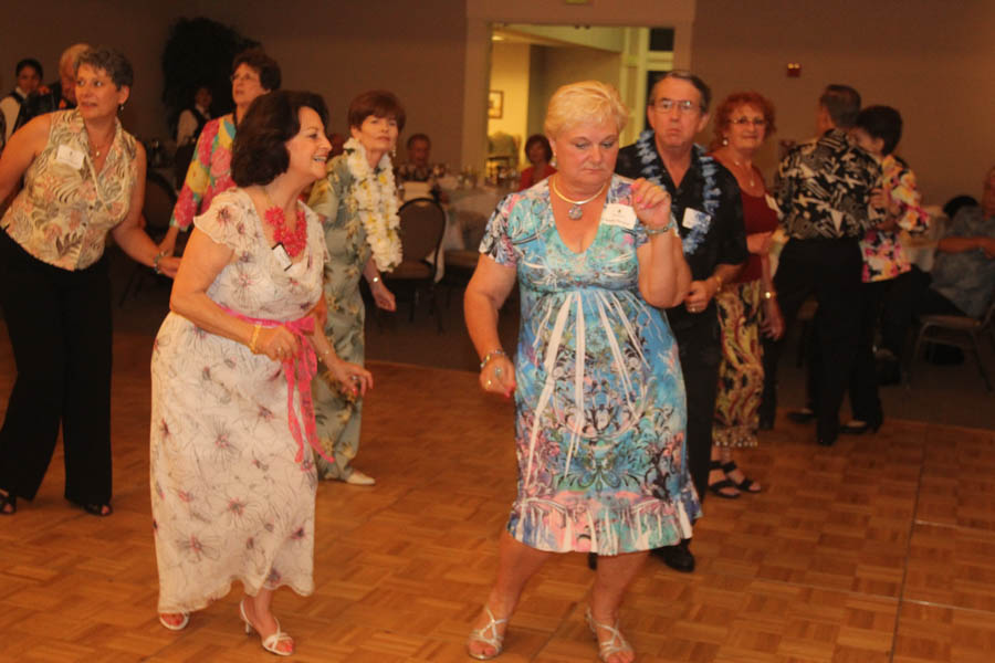 Dancing in the Hawaiian Island with the Starlighters 7/19/2015