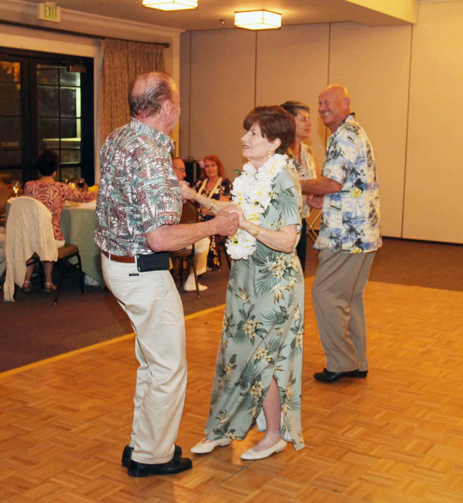 Dancing in the Hawaiian Island with the Starlighters 7/19/2015