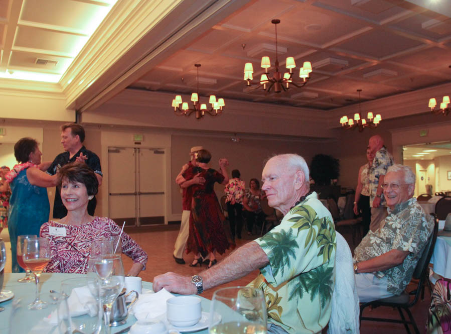 Dancing in the Hawaiian Island with the Starlighters 7/19/2015