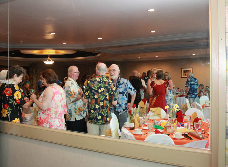 Starlighters dance in Hawaii July 2016