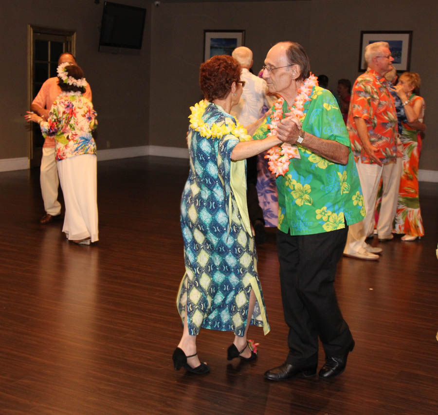 Starlighters dance in Hawaii July 2016