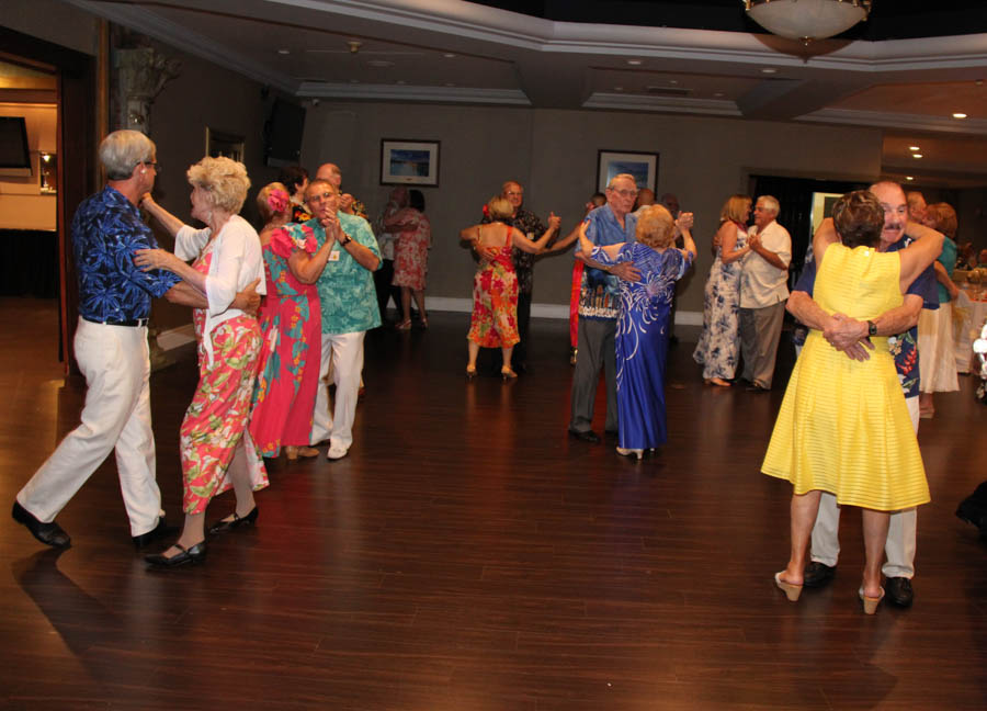 Starlighters dance in Hawaii July 2016