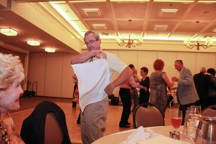 Starlighter's Dance Club Fall Semi-Formal at the Mile Square Park on 9/17/2016