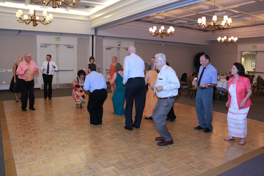 Starlighter's Dance Club Fall Semi-Formal at the Mile Square Park on 9/17/2016