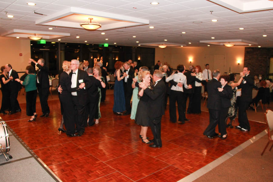 Celebrating St. Patrick;s Day with the Starlighters at Yorba Linda Country Club 3/18/2017