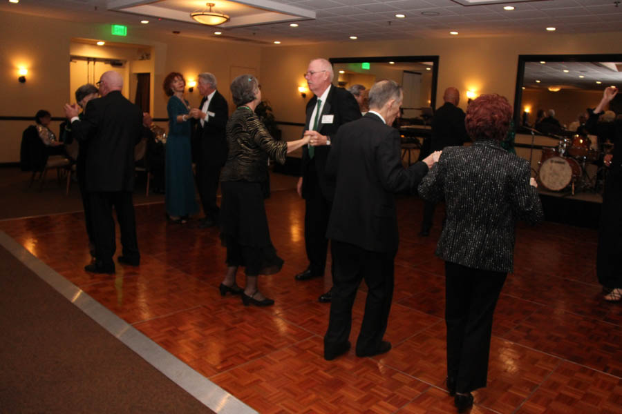 Dinner dancing at Yorba Linda Country Club on St. Patrick's Day 2018 with the Starlighter's Dance Club